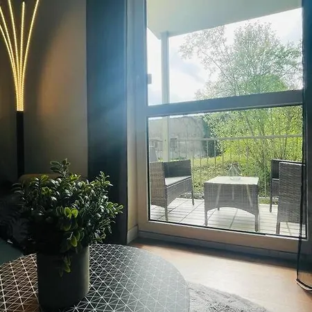 Modernes Apartment In Chemnitz Buitenkant foto